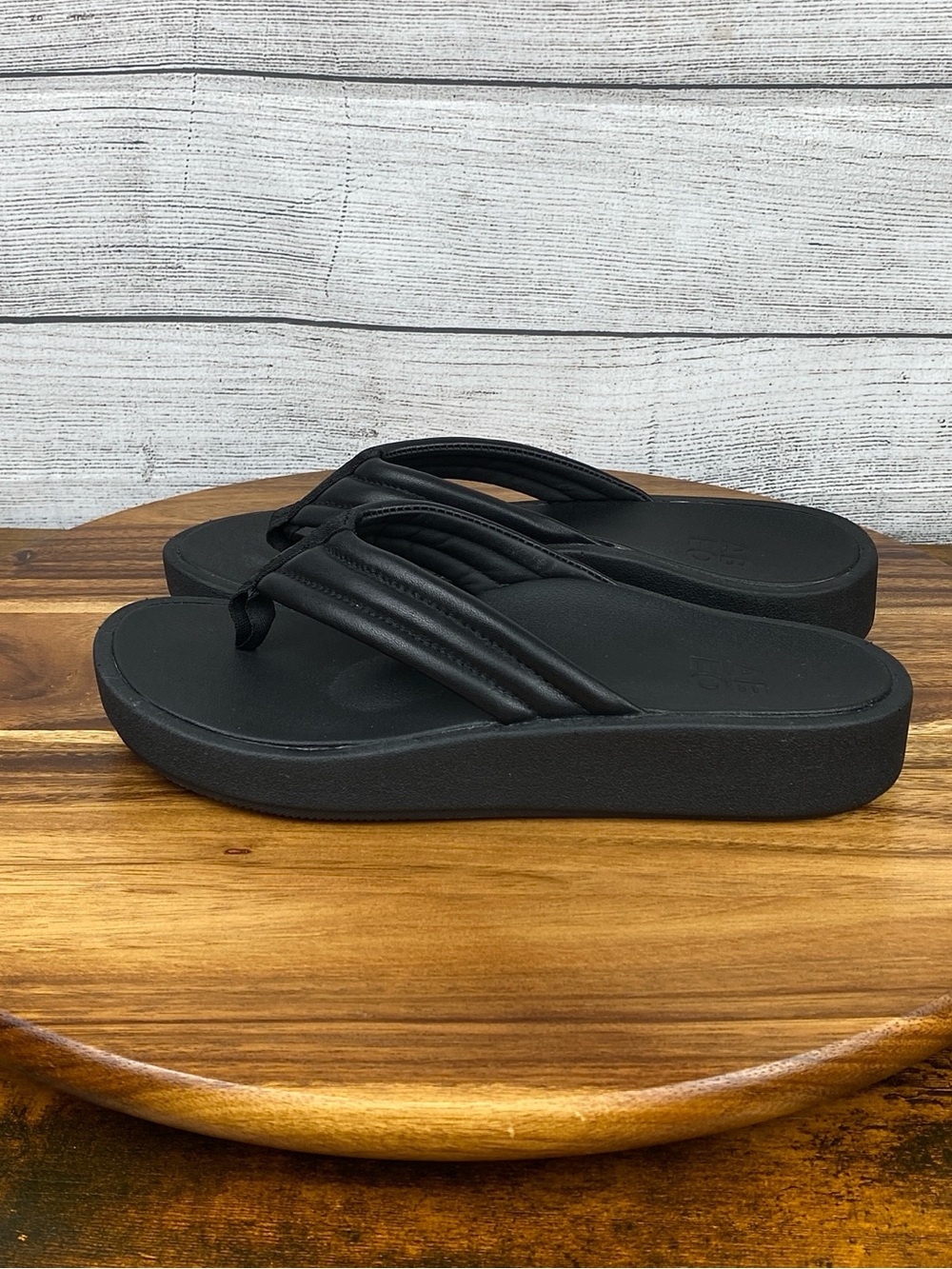 ABEO Footwear Piper Paseo Thong Sandal Black Comfort Women’s Shoe Size 8